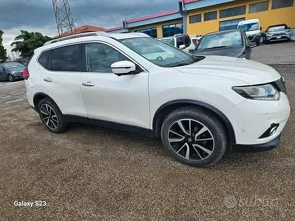 Usata Nissan X-Trail 131 CV (96 kW) 2016 Bianco SUV