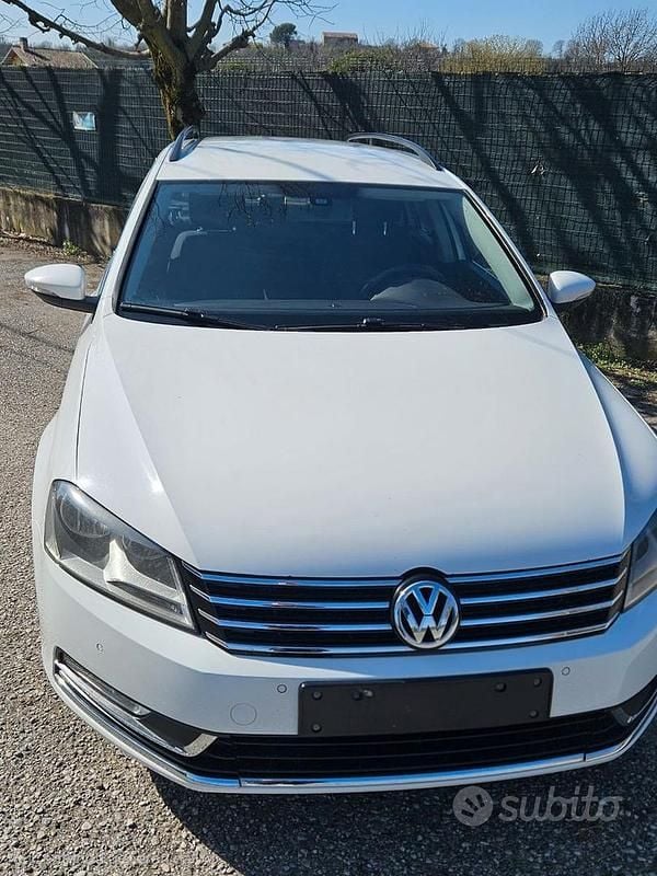 Usata VW Passat Comfortline 150 CV (110 kW) 2012 Bianco Station wagon