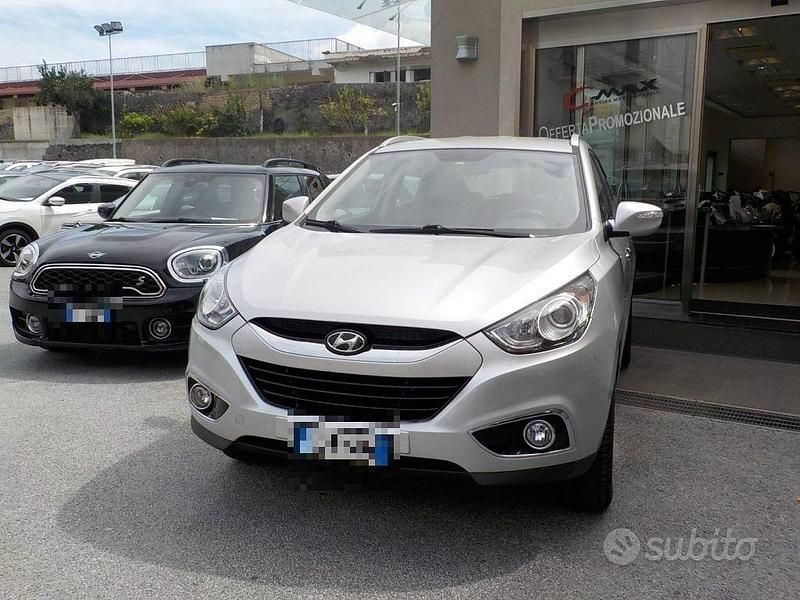 Grigio Usata 2013 Hyundai ix35 Comfort SUV | 9000 € (Buon prezzo) - Immagine 1/3