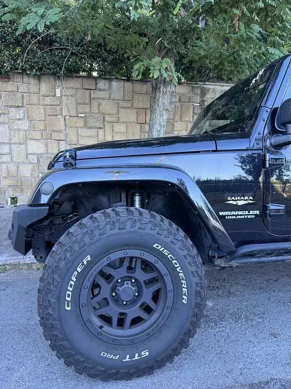 Usata Jeep Wrangler Unlimited Sahara 200 CV (147 kW) 2012 SUV