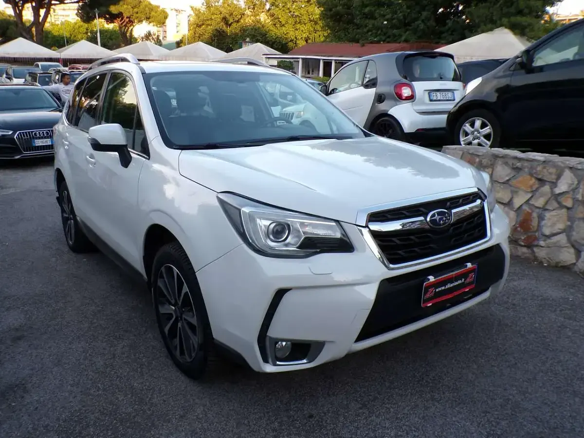 Usata Subaru Forester Sport 147 CV (108 kW) 2017 Bianco SUV