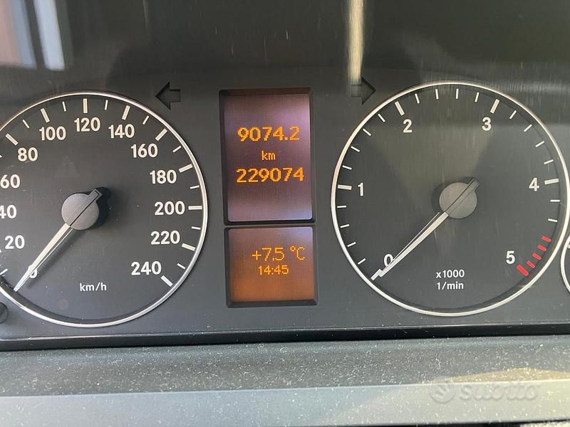 Usata Mercedes A180 Elegance 2009 Grigio Monovolume