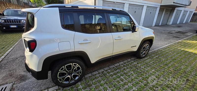 Usata Jeep Renegade 120 CV (88 kW) 2016 Bianco SUV