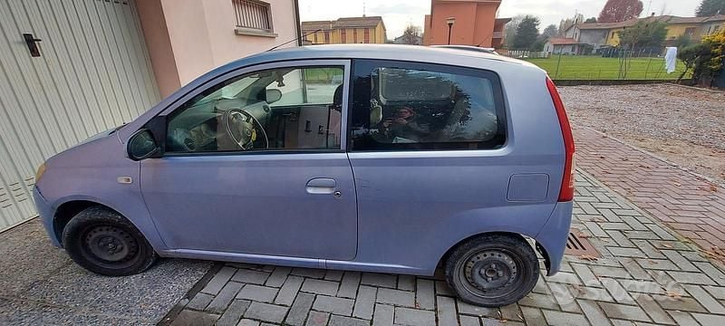 Usata 2006 Daihatsu Cuore Due volumi | 500 € - Immagine 1/4