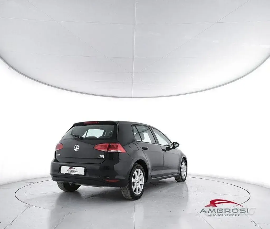 Usata VW Golf VII Trendline 90 CV (66 kW) 2016 Nero Utilitaria