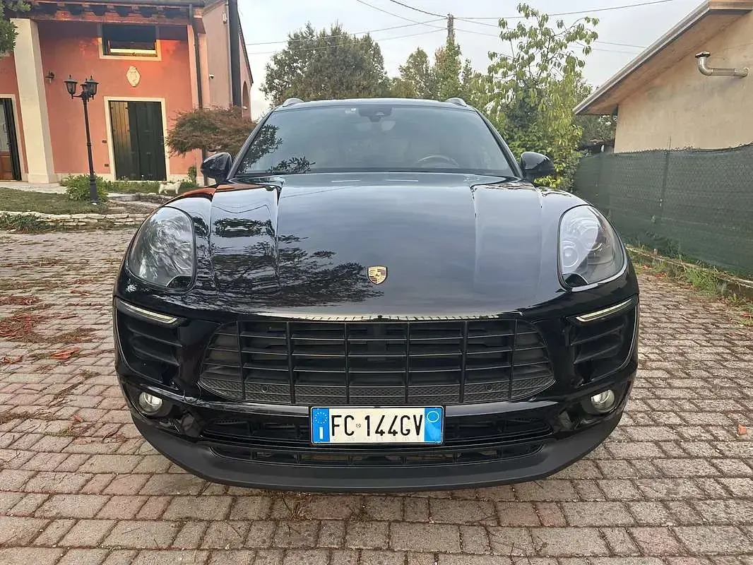 Usata Porsche Macan 250 CV (183 kW) 2016 Nero SUV