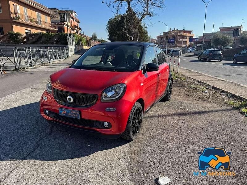 Rosso Usata 2016 Smart ForFour Prime Utilitaria | 10.690 € (Cara) - Immagine 1/4