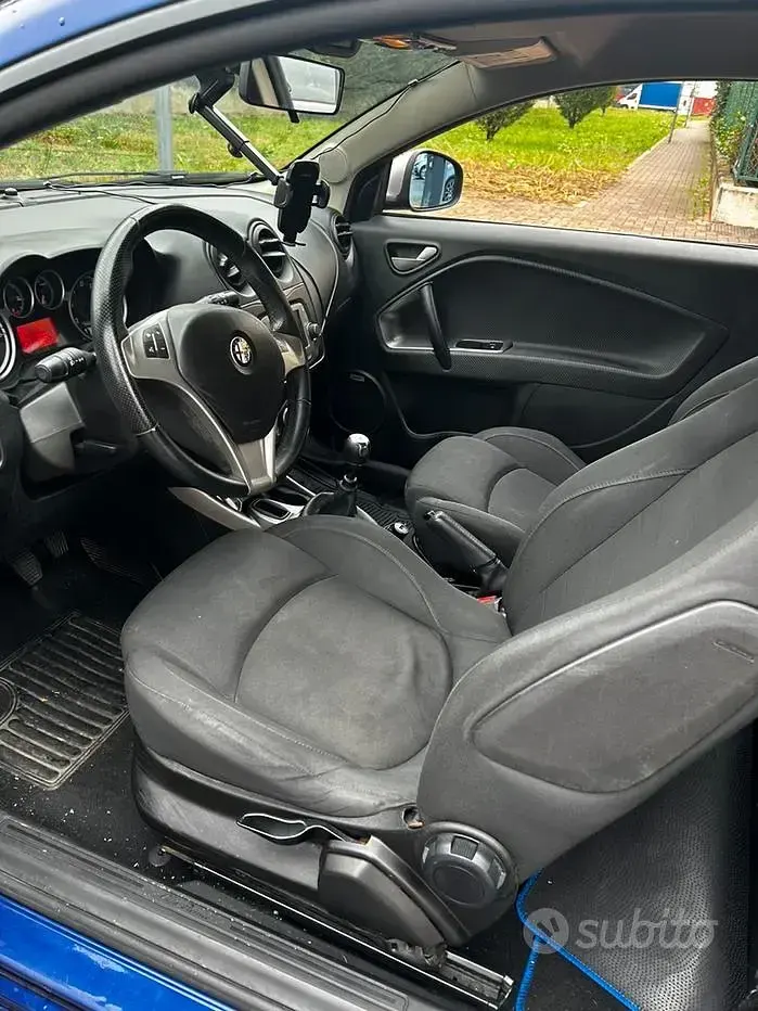 Usata Alfa Romeo MiTo 77 CV (56 kW) 2015 Blu Utilitaria