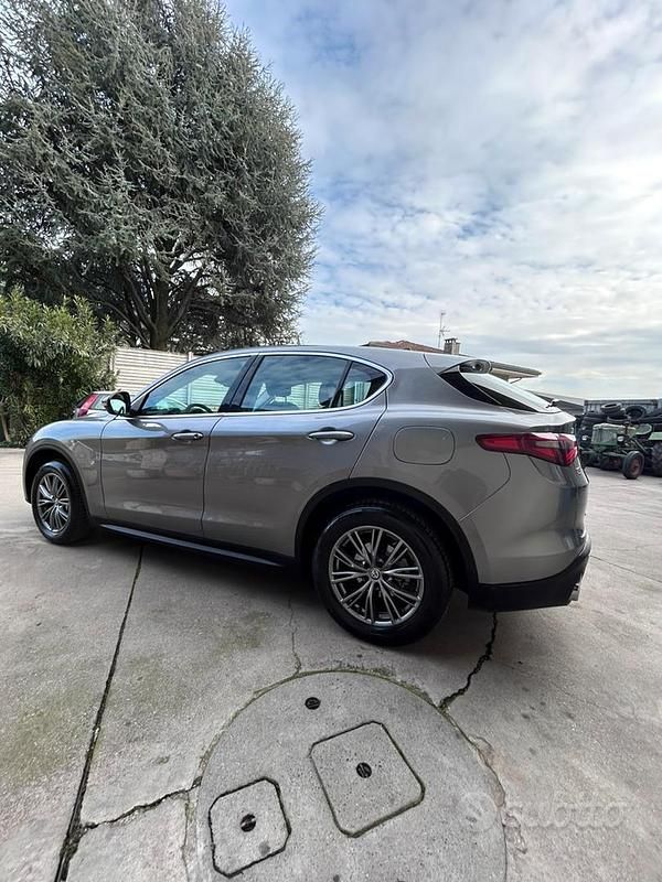 Usata Alfa Romeo Stelvio 210 CV (154 kW) 2017 SUV