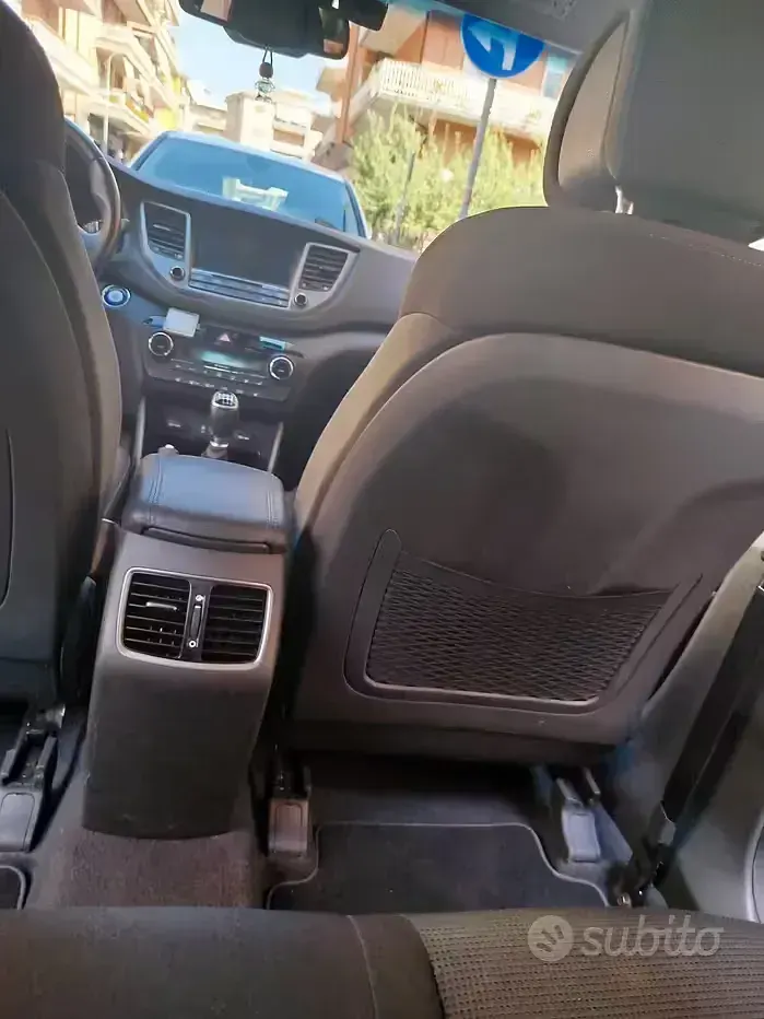 Usata Hyundai Tucson 116 CV (85 kW) 2016 Nero SUV