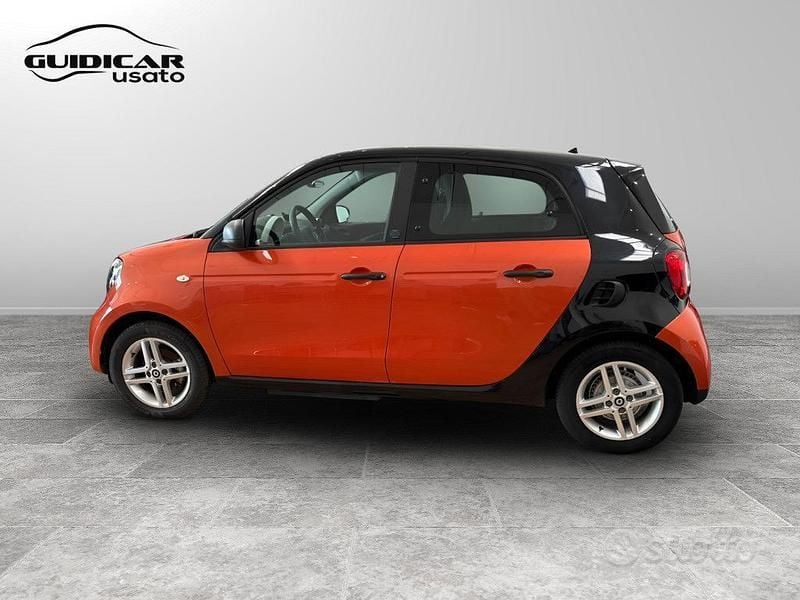 Usata Smart ForFour Electric Drive 60 kW (82 CV) 2020 Narancio met Berlina