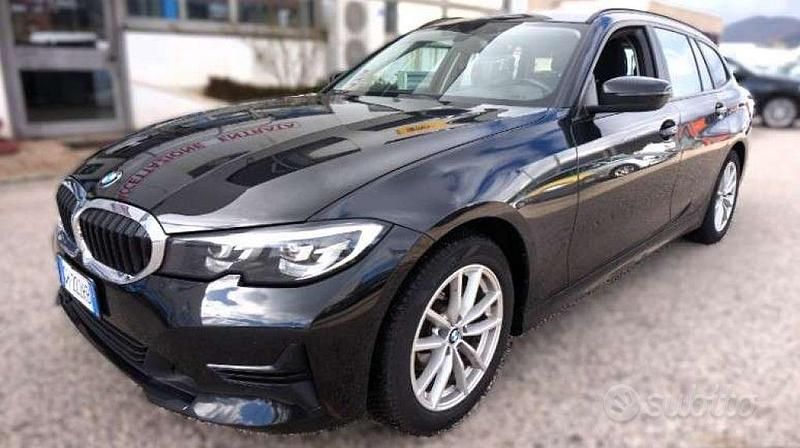 Usata BMW 318 Advantage 150 CV (110 kW) 2022 Nero Station wagon