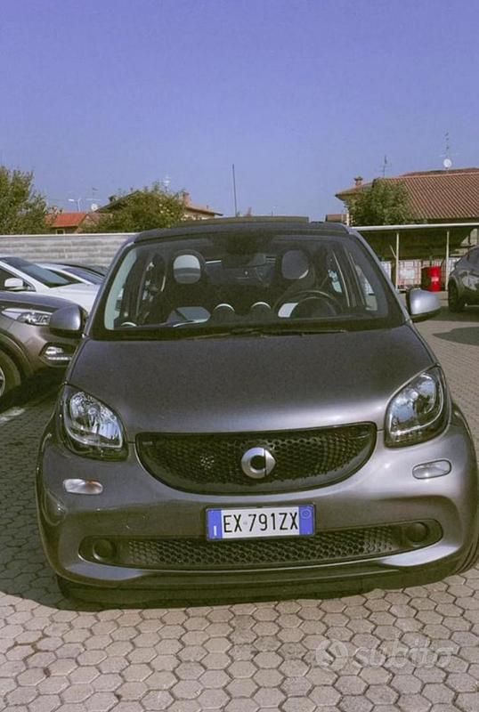 Usata Smart ForFour 2015 Grigio Utilitaria