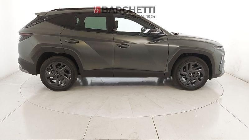 Nuova Hyundai Tucson 215 CV (158 kW) 2026 Verde SUV