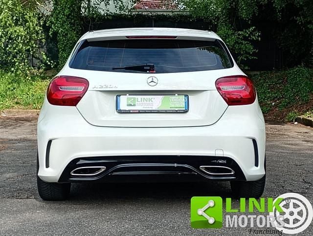 Usado Mercedes A220 Premium 177 CV (130 kW) 2017 Blanco Berlina