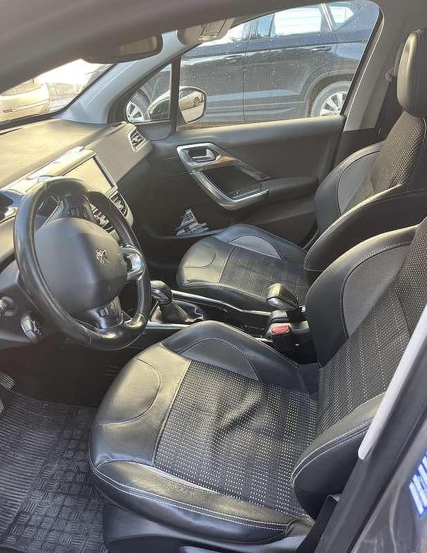 Usata Peugeot 2008 S 92 CV (67 kW) 2015 SUV