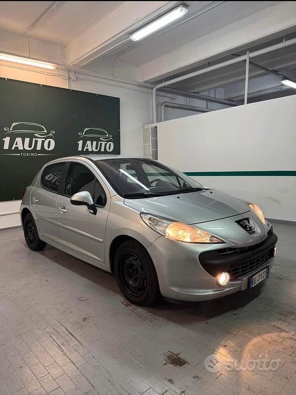 Usata Peugeot 207 109 CV (80 kW) 2006 Grigio Berlina