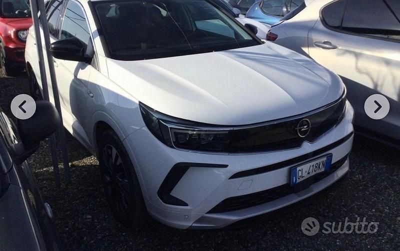 Usata Opel Grandland X Business Elegance 131 CV (96 kW) 2022 Bianco SUV