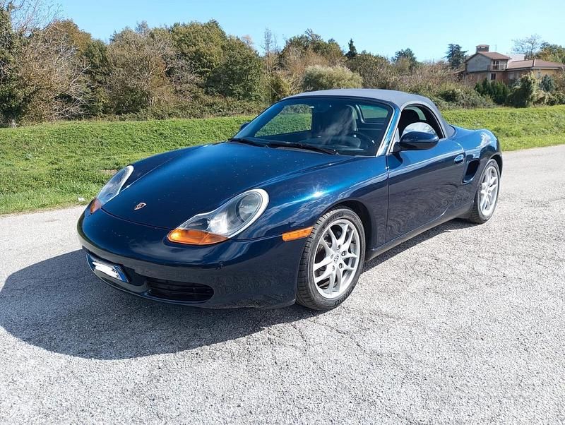 Usata Porsche Boxster 220 CV (161 kW) 2000 Blu Cabrio