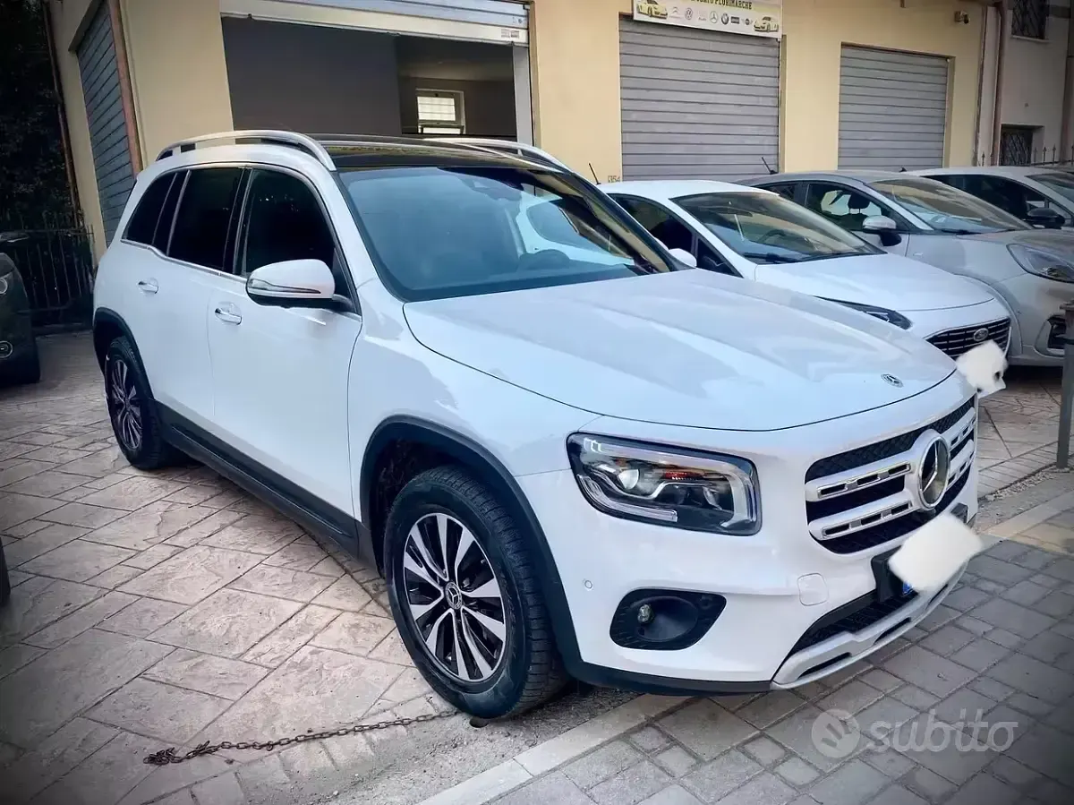 Usata Mercedes GLB180 116 CV (85 kW) 2022 Bianco SUV