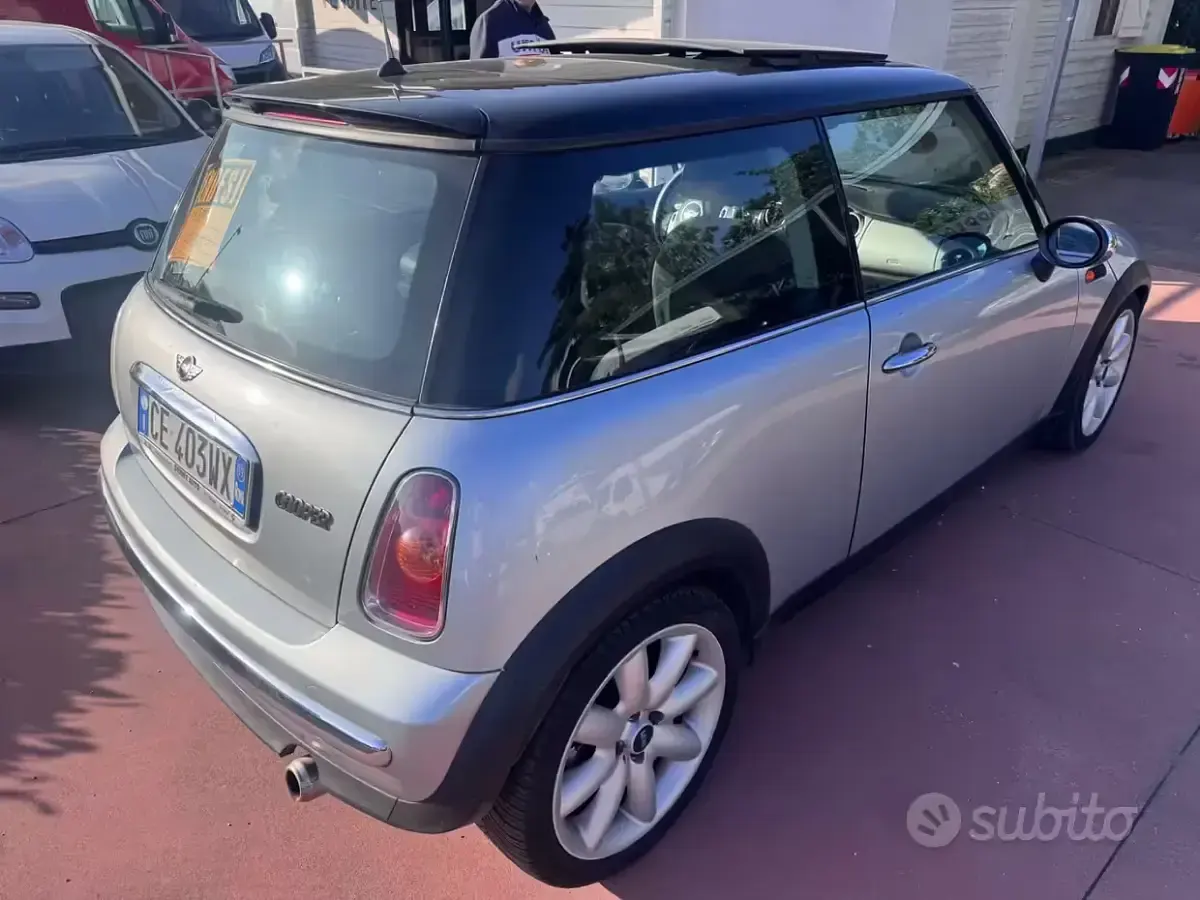 Usata Mini Cooper 116 CV (85 kW) 2003 Utilitaria