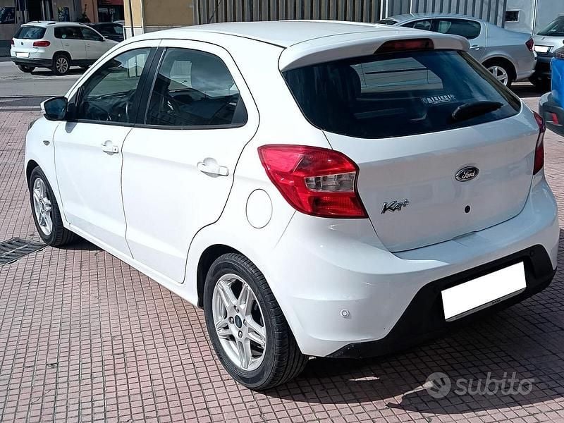 Usata Ford Ka Ultimate 86 CV (63 kW) 2018 Bianco Berlina