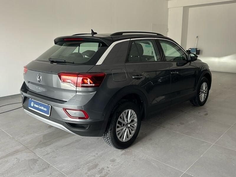Begagnad VW T-Roc Life 150 HK (110 kW) 2025 Grå SUV