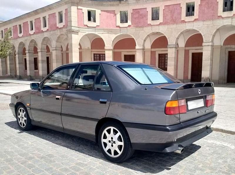 Usata Lancia Dedra 162 CV (119 kW) 1991 Grigio Berlina