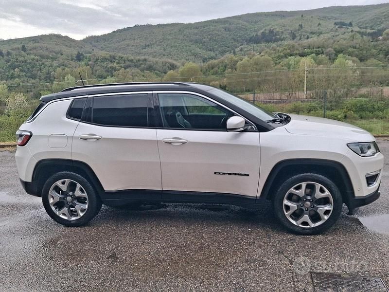 Usata Jeep Compass Limited 140 CV (102 kW) 2018 Bianco SUV