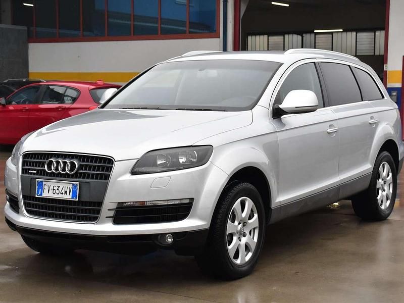 Usata Audi Q7 232 CV (170 kW) 2007 Argento SUV