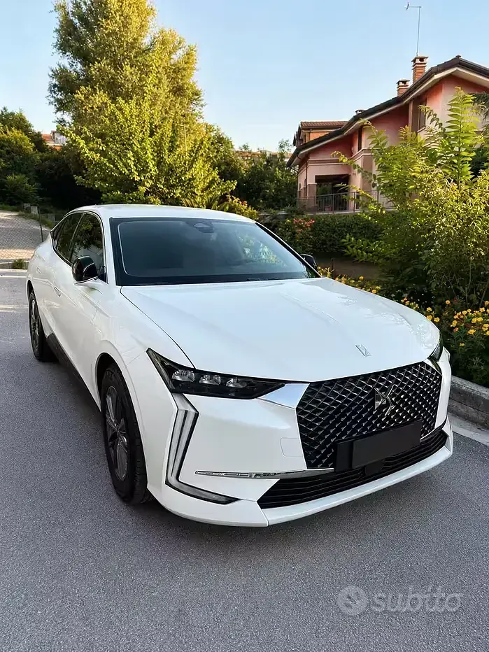 Usata DS Automobiles DS4 Bastille 131 CV (96 kW) 2023 Bianco SUV