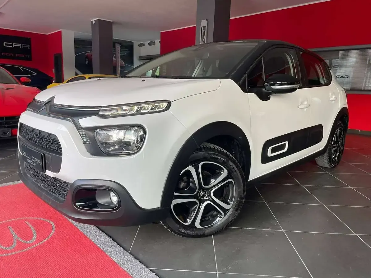 Usata Citroën C3 Shine 83 CV (61 kW) 2022 Bianco Utilitaria