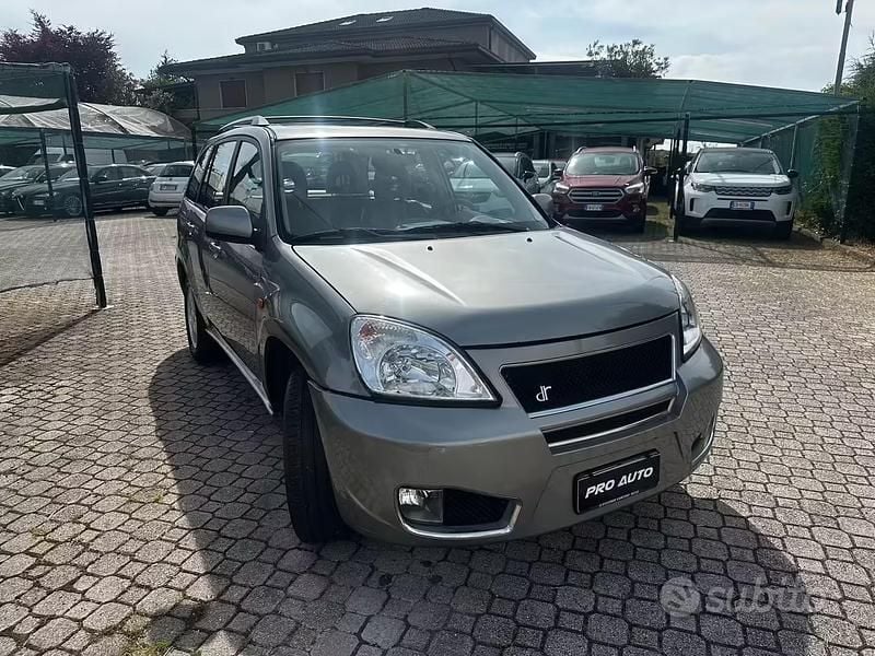 Usata DR DR5 109 CV (80 kW) 2009 Grigio SUV
