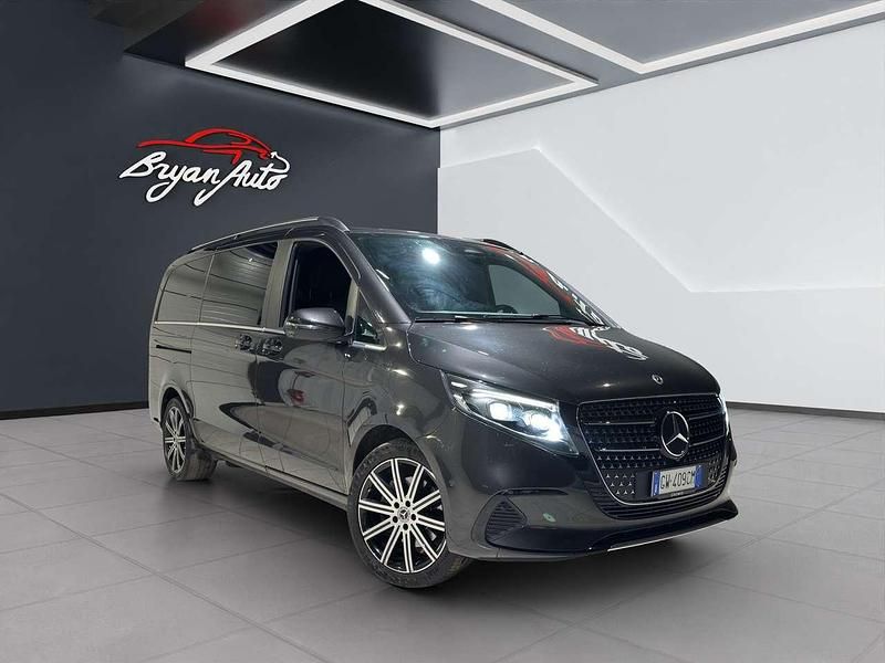 Usata Mercedes V300 Exclusive 237 CV (174 kW) 2024 Other Monovolume