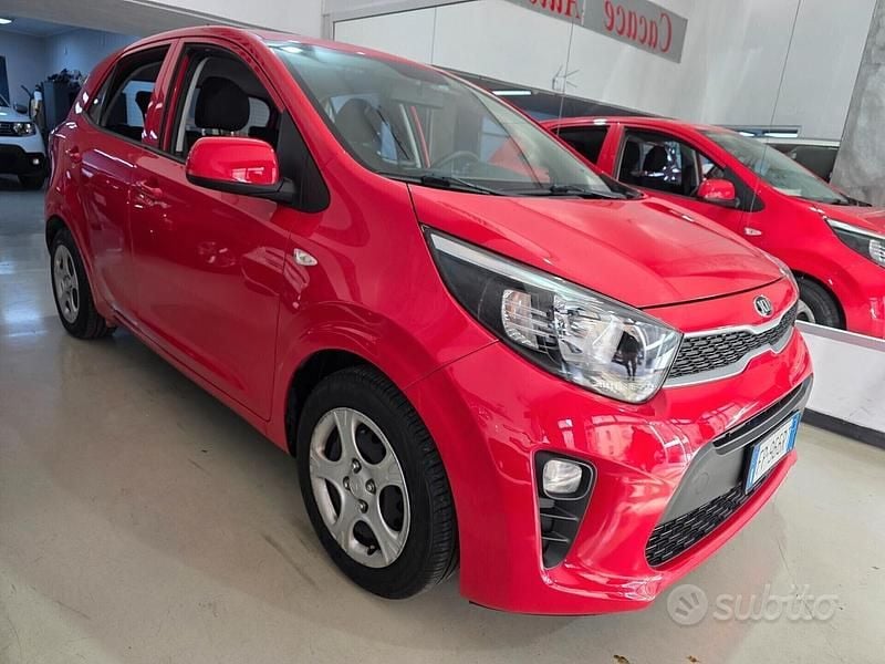 Usata Kia Picanto 65 CV (47 kW) 2018 Rosso Utilitaria