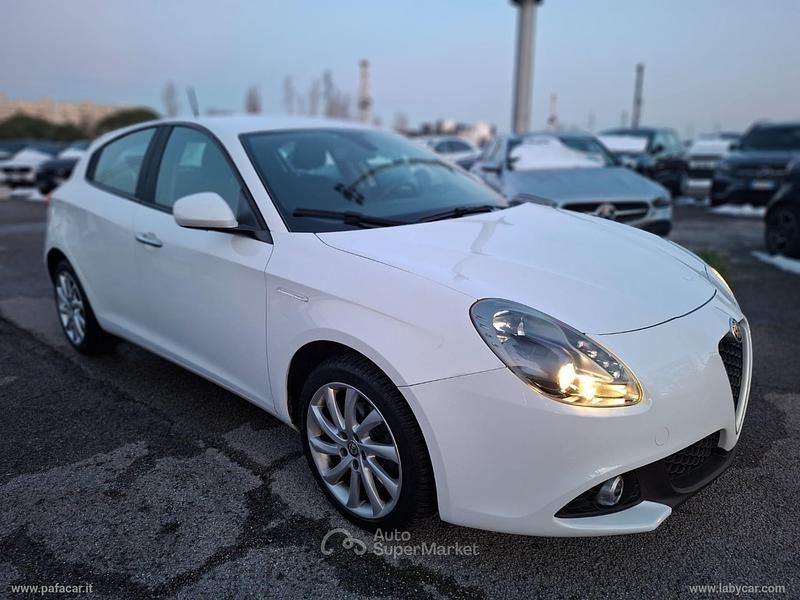 Usata Alfa Romeo Giulietta Super 120 CV (88 kW) 2017 Bianco Berlina