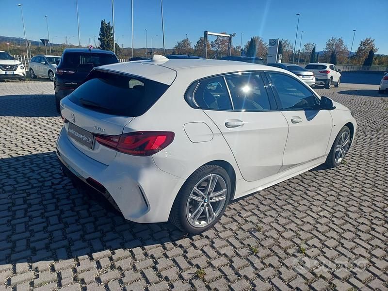 Usata BMW 116 M Sport 116 CV (85 kW) 2022 Bianco Utilitaria