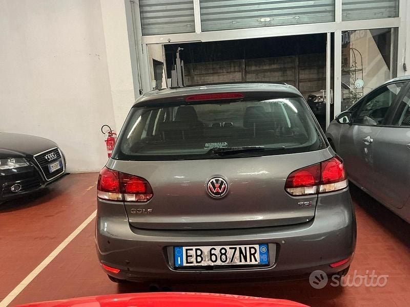 Usata VW Golf VI Highline 122 CV (89 kW) 2010 Grigio Utilitaria