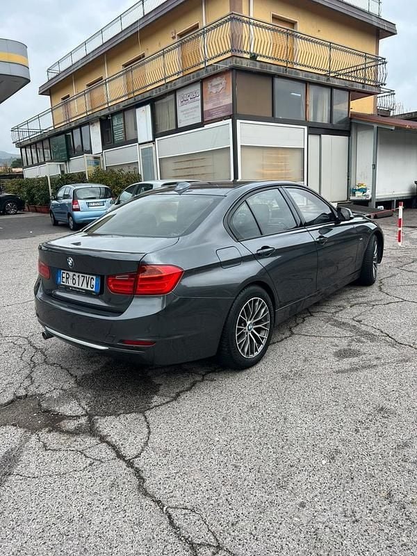Usata BMW 316 116 CV (85 kW) 2013 Grigio Berlina