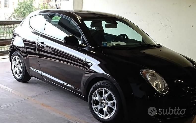 Usata Alfa Romeo MiTo 105 CV (77 kW) 2013 Nero Utilitaria