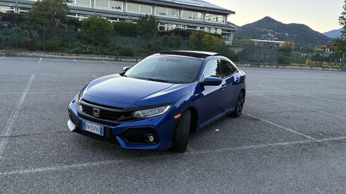 Usata Honda Civic Executive 129 CV (94 kW) 2017 Berlina