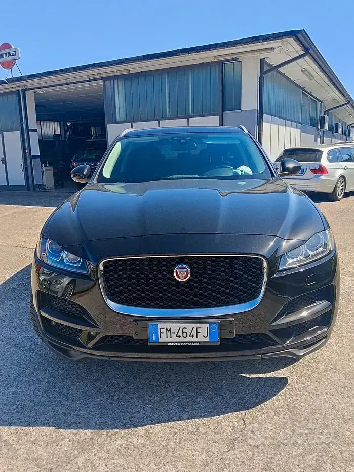 Usata Jaguar F-Pace Pure 180 CV (132 kW) 2017 Nero SUV