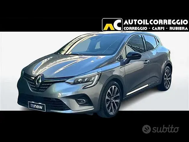 Begagnad Renault Clio V Intens 101 HK (74 kW) 2023 Grå Sedan
