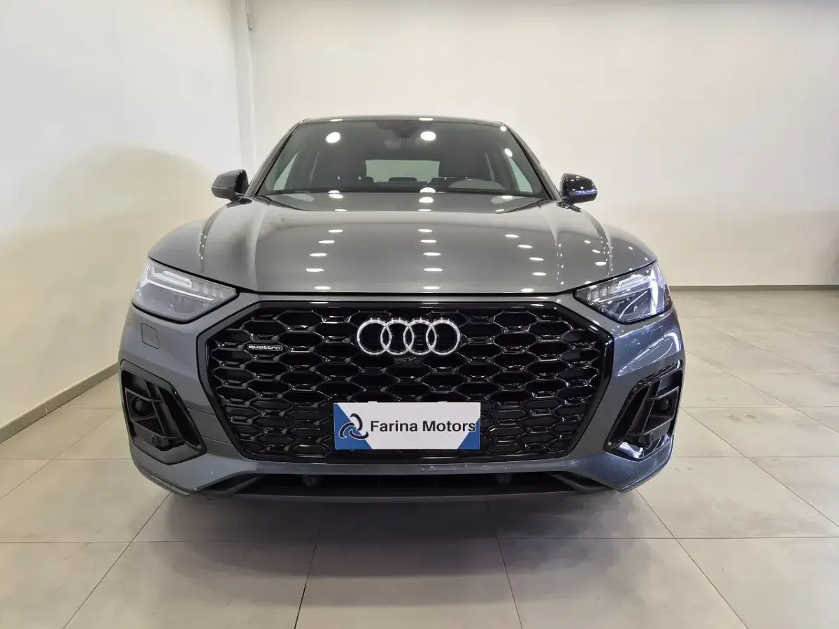 Usata Audi Q5 Ambiente 204 CV (150 kW) 2021 Grigio SUV
