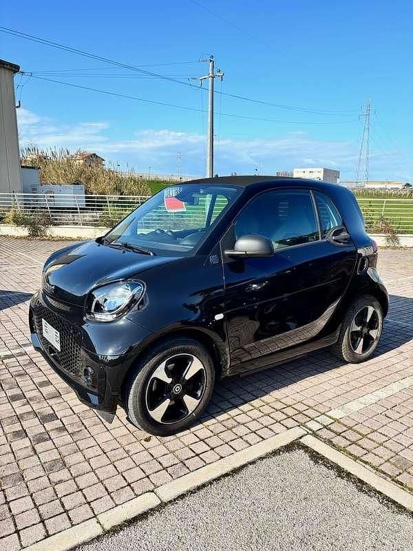 Usata Smart ForTwo Coupé Brabus 60 kW (82 CV) 2021 Nero Utilitaria