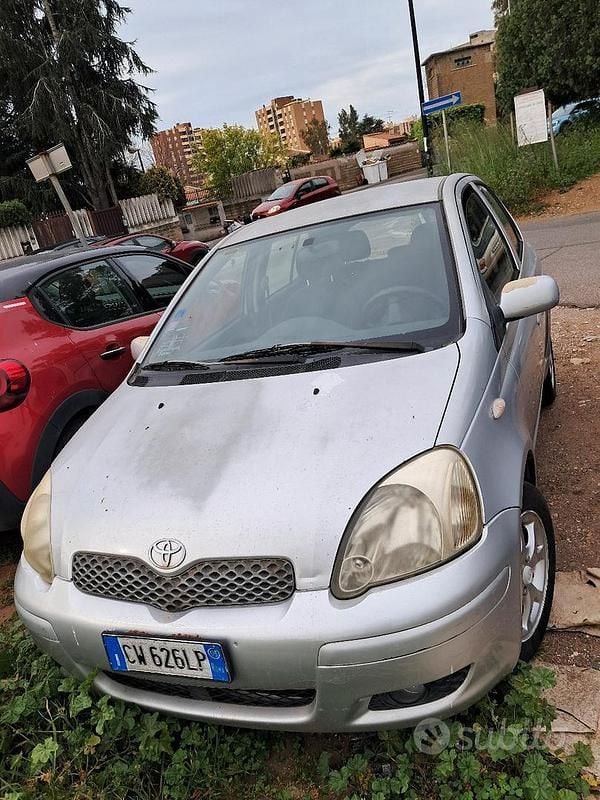 Usata Toyota Yaris 2005 Berlina