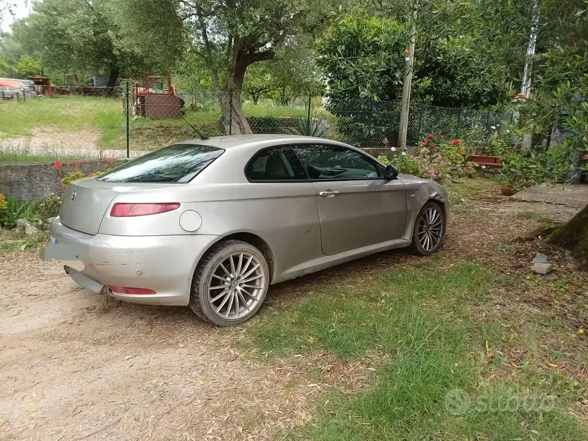Usata Alfa Romeo GT 150 CV (110 kW) 2006 Coupé