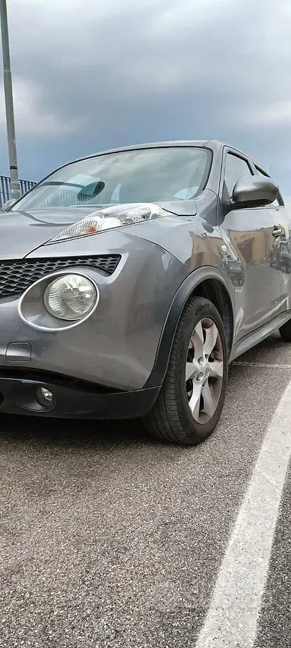 Usata Nissan Juke 110 CV (80 kW) 2013 Grigio SUV