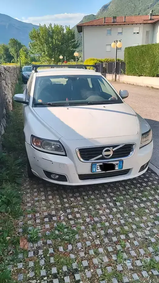 Usata Volvo V50 101 CV (74 kW) 2011 Bianco Station wagon