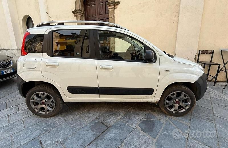 Occasion Fiat Panda 4x4 75 ch (55 kW) 2014 Blanc Citadine